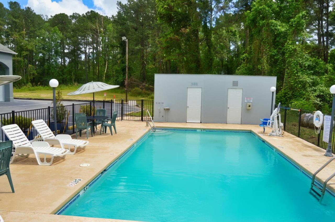 Days Inn By Wyndham Hardeeville Near Hilton Head 외부 사진
