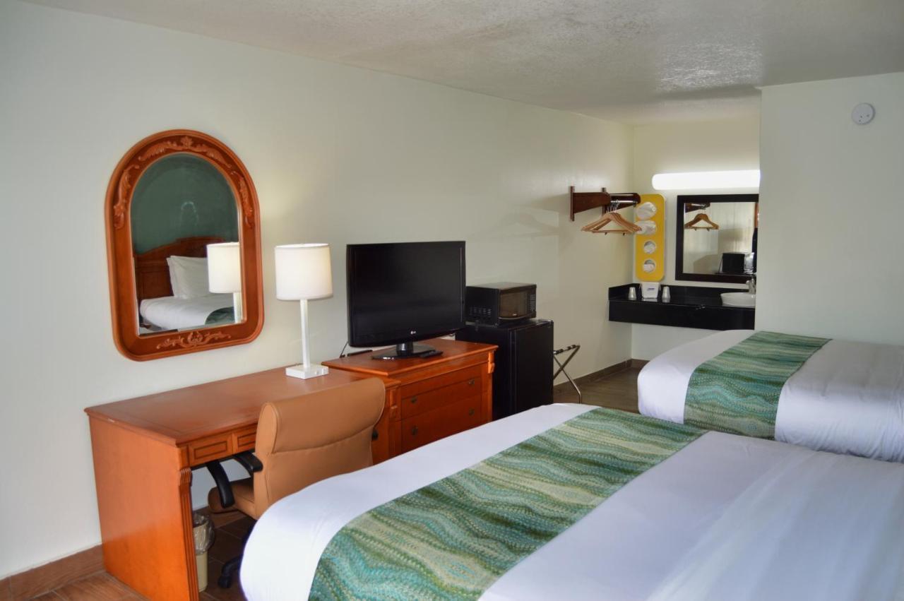 Days Inn By Wyndham Hardeeville Near Hilton Head 외부 사진