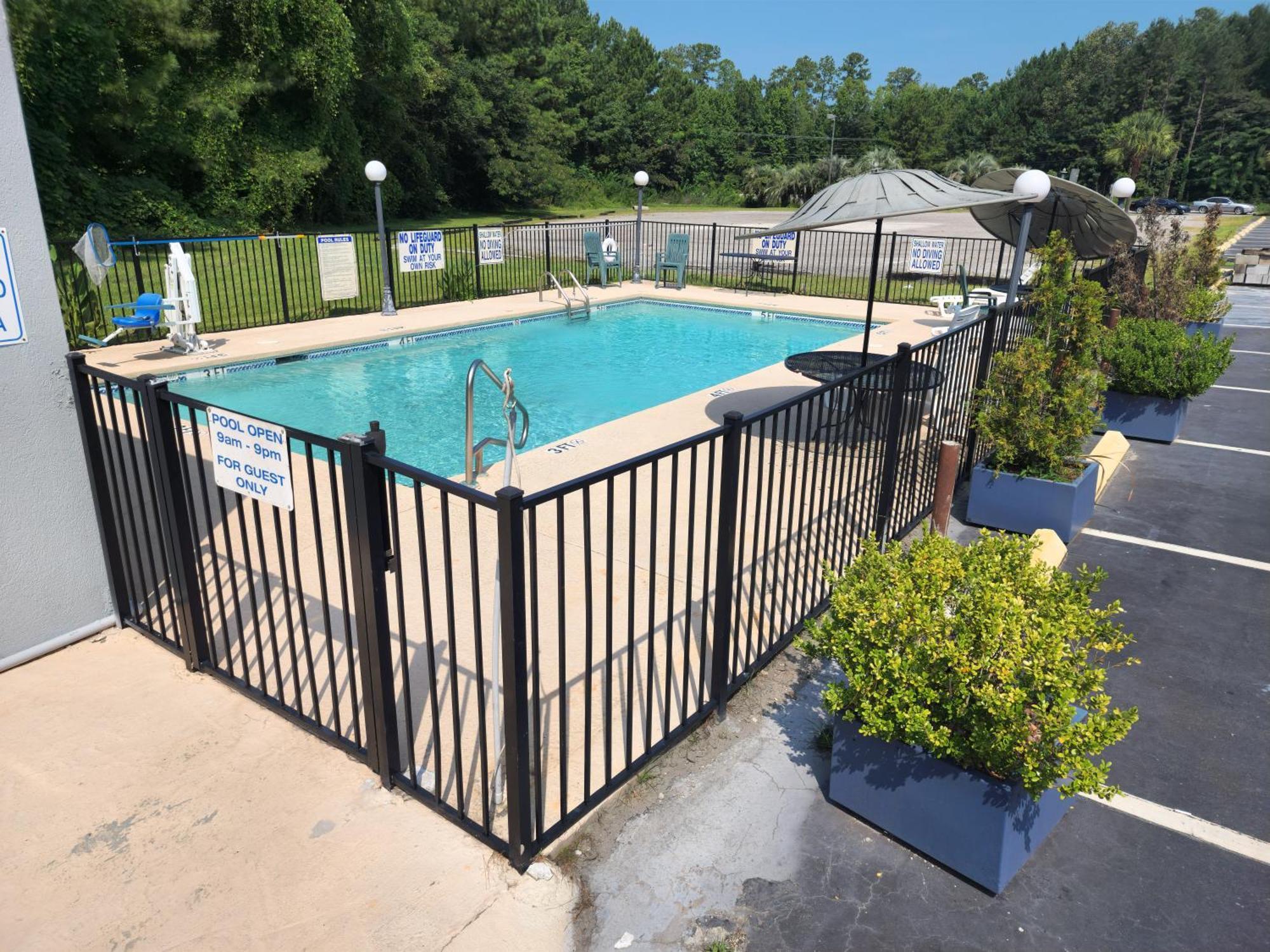 Days Inn By Wyndham Hardeeville Near Hilton Head 외부 사진