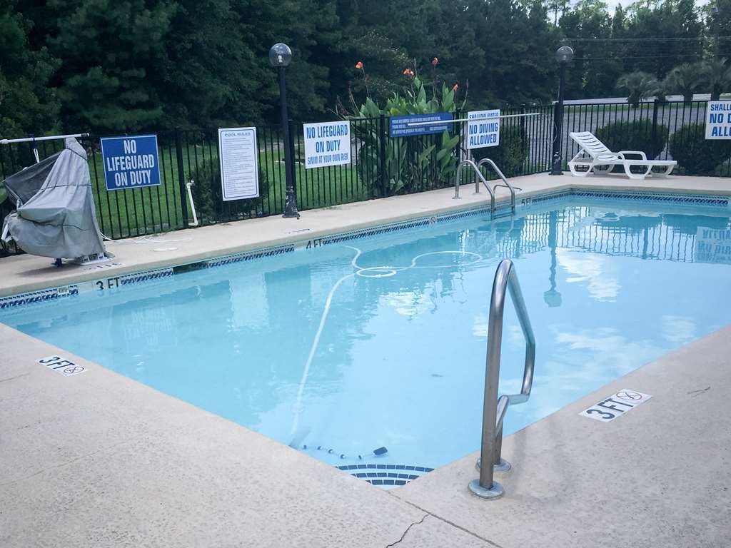 Days Inn By Wyndham Hardeeville Near Hilton Head 시설 사진